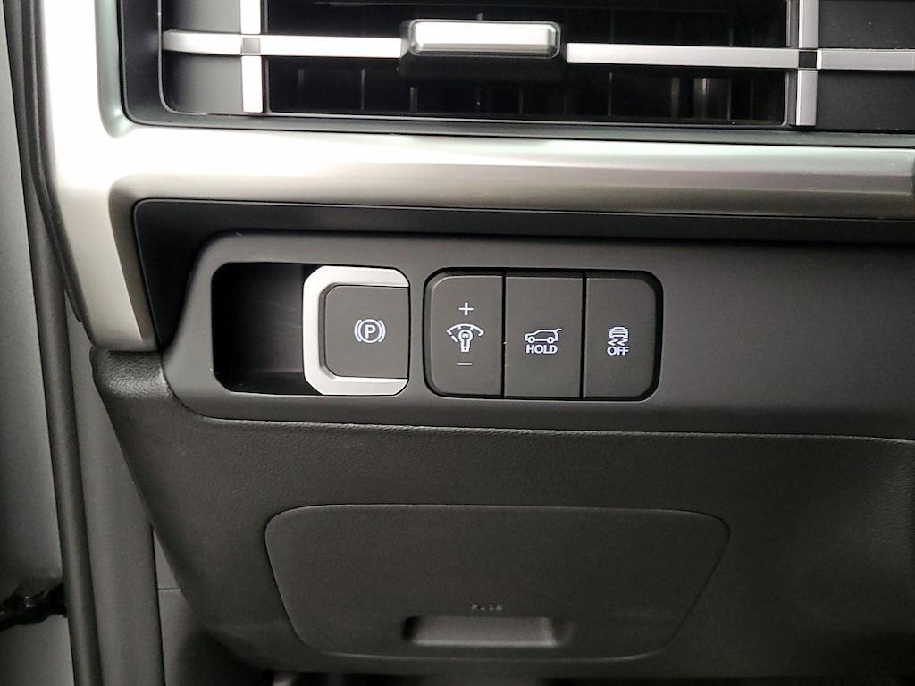 used 2024 Hyundai Santa Fe car, priced at $30,998