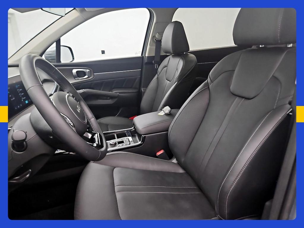 used 2025 Kia Sorento car, priced at $35,998