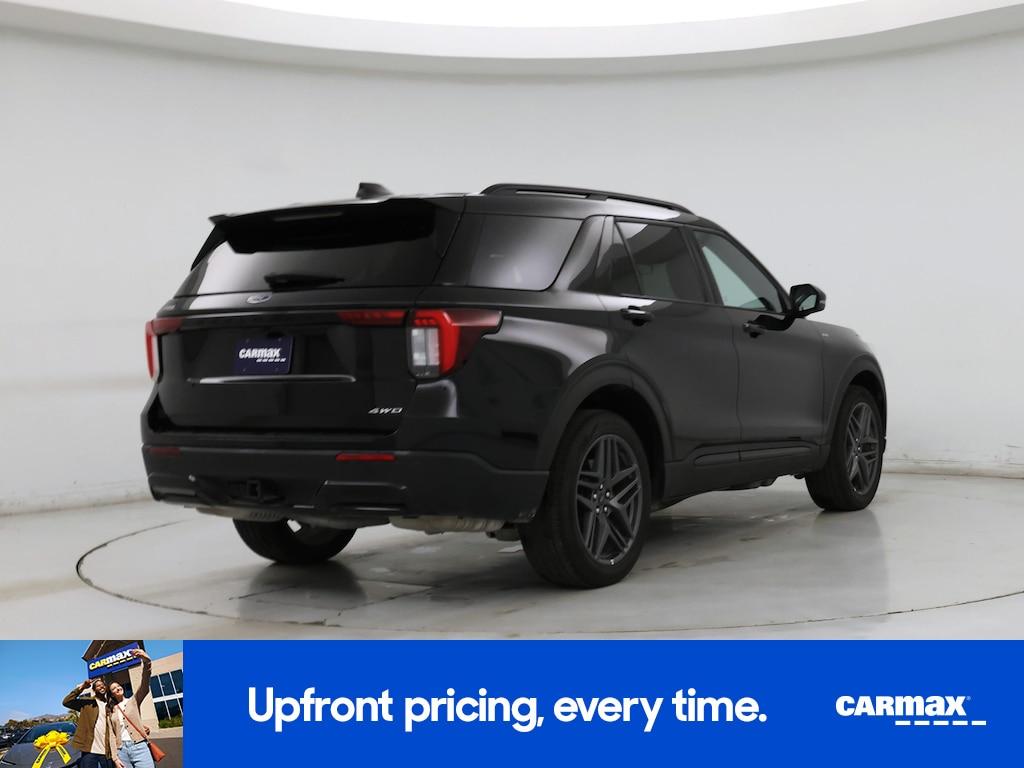 used 2025 Ford Explorer car, priced at $39,998