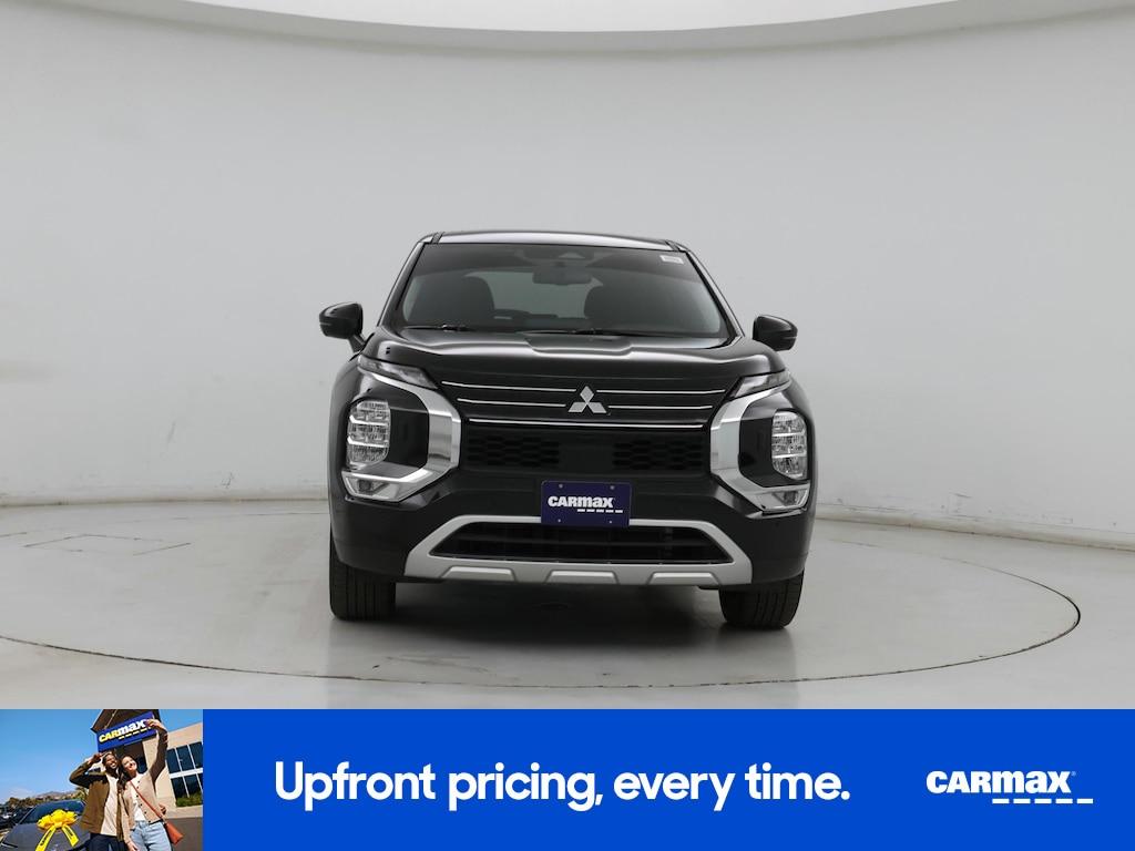 used 2024 Mitsubishi Outlander car, priced at $27,998