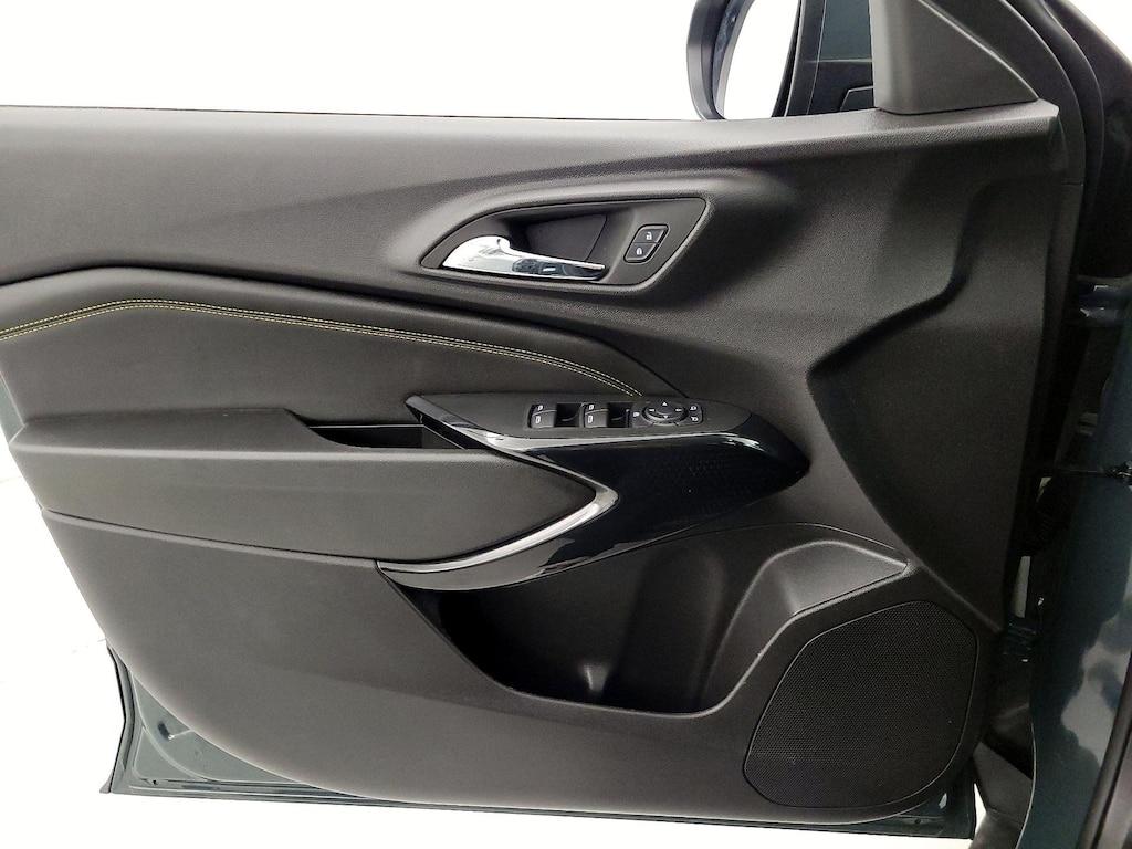 used 2025 Chevrolet Trax car, priced at $23,998