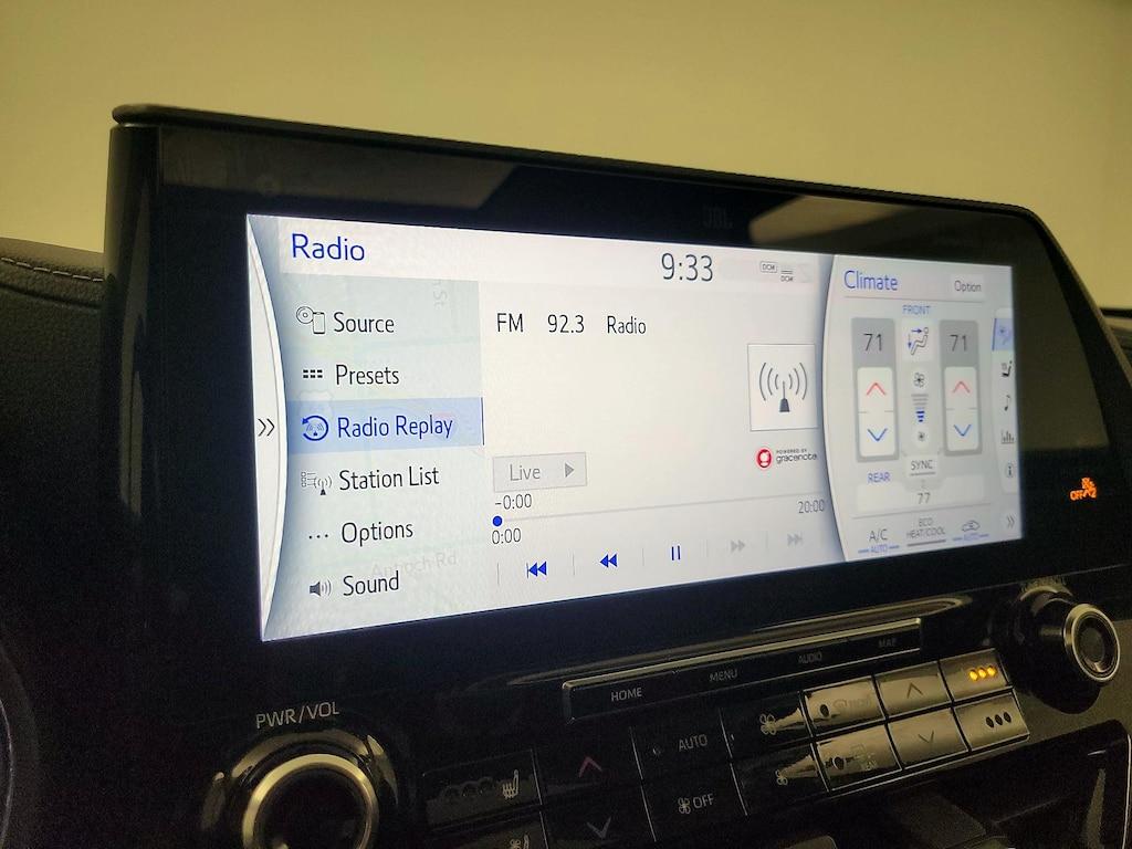 used 2021 Toyota Highlander car, priced at $35,998