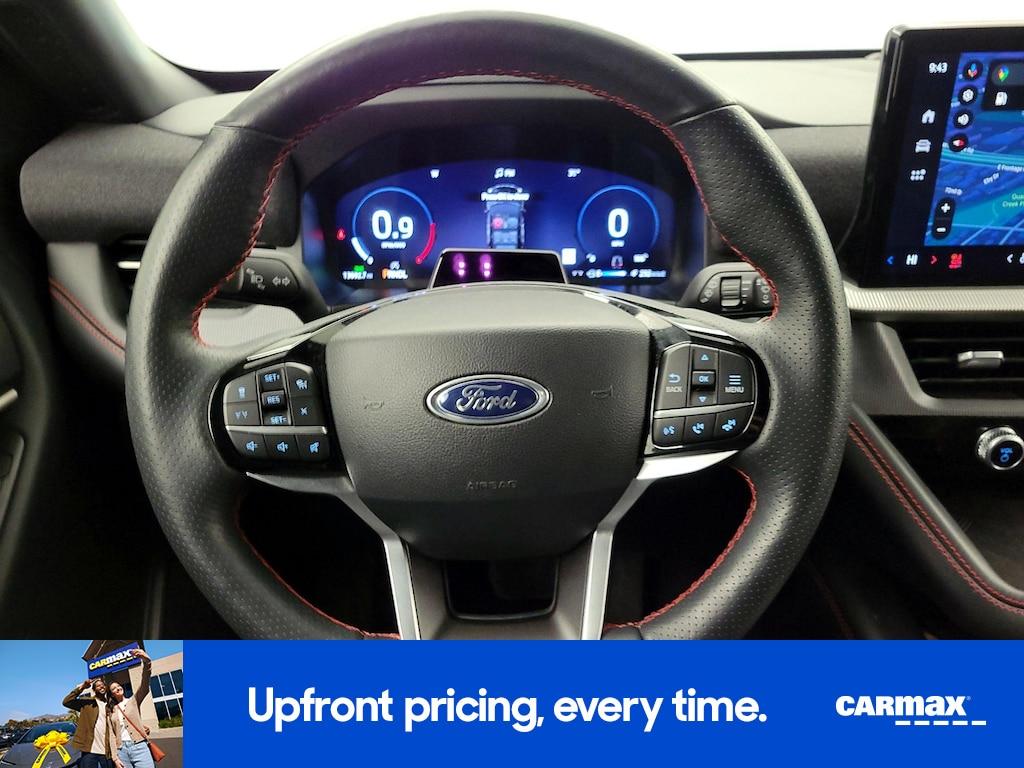 used 2025 Ford Explorer car, priced at $39,998