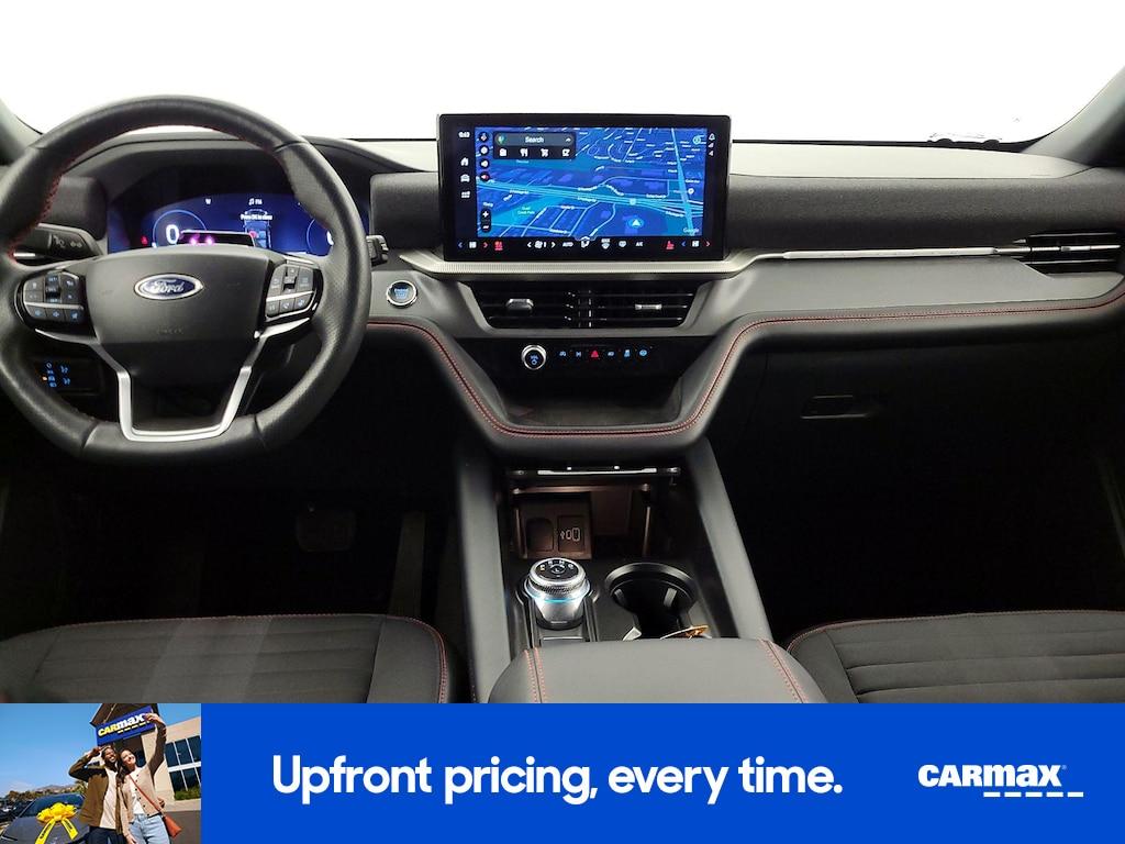 used 2025 Ford Explorer car, priced at $39,998