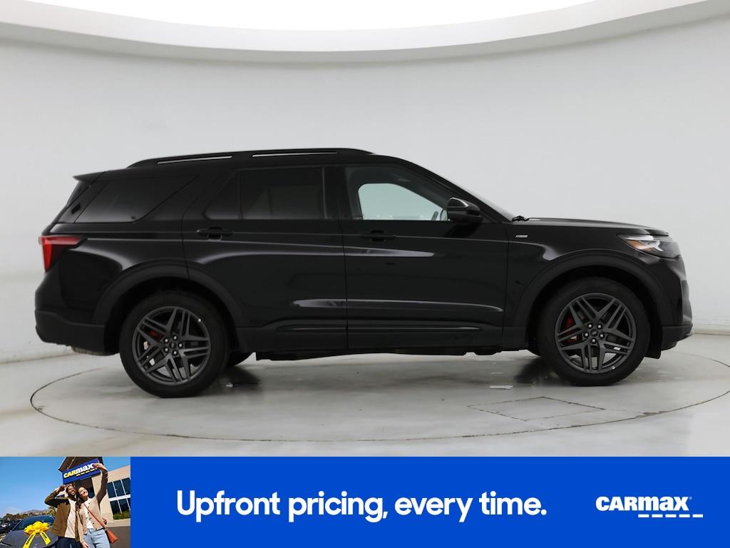 used 2025 Ford Explorer car, priced at $39,998