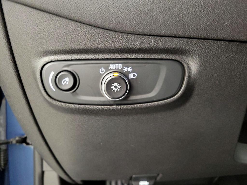 used 2024 Chevrolet Equinox car, priced at $23,998