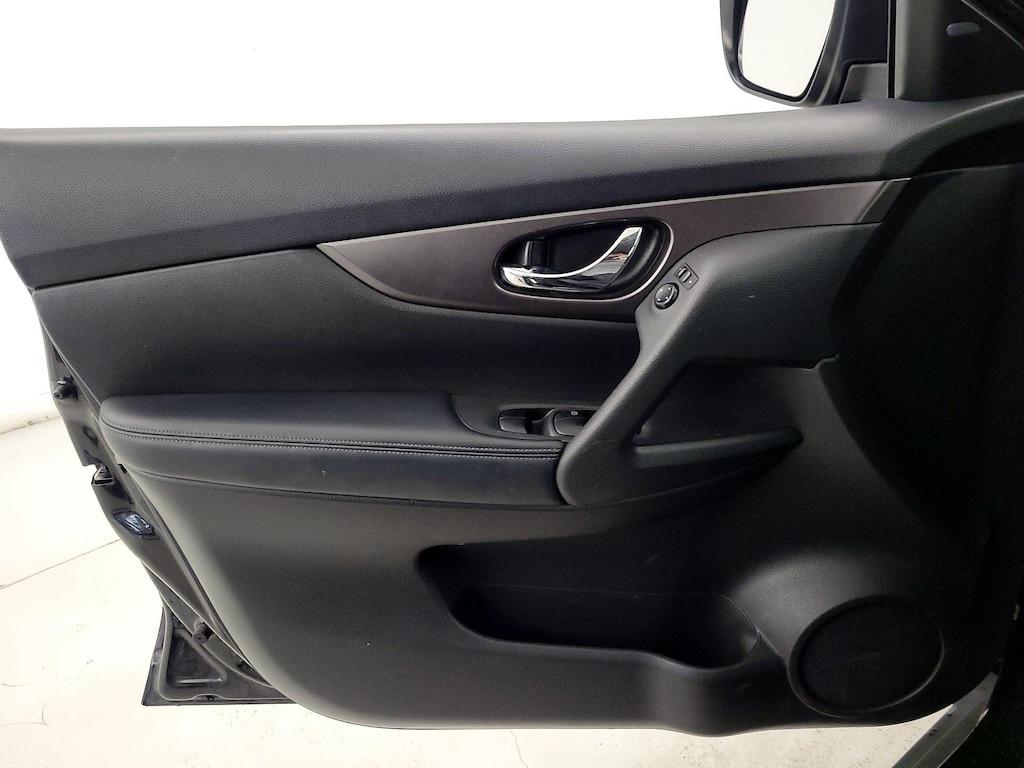 used 2016 Nissan Rogue car, priced at $16,998