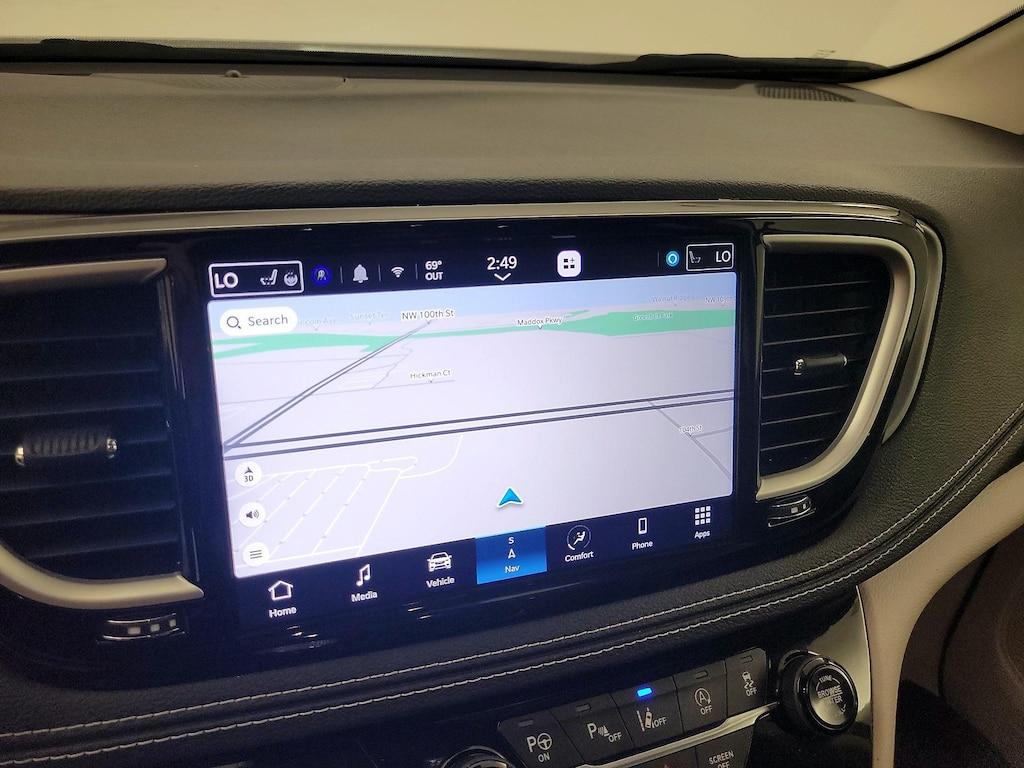 used 2022 Chrysler Pacifica car, priced at $25,998