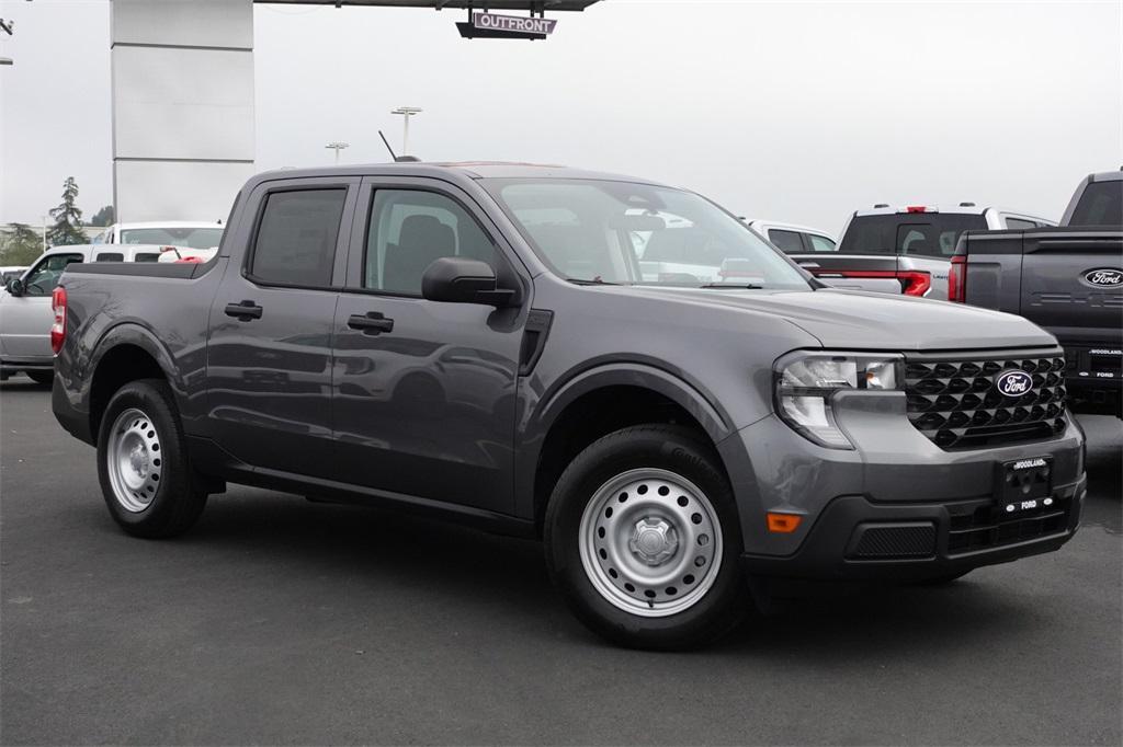 new 2025 Ford Maverick car, priced at $32,135