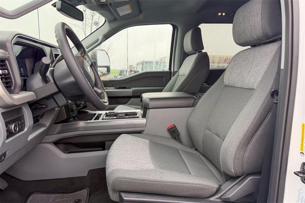 new 2025 Ford F-250 car, priced at $73,305