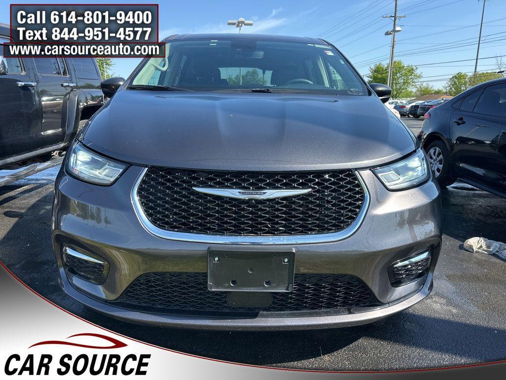 used 2023 Chrysler Pacifica car, priced at $20,950