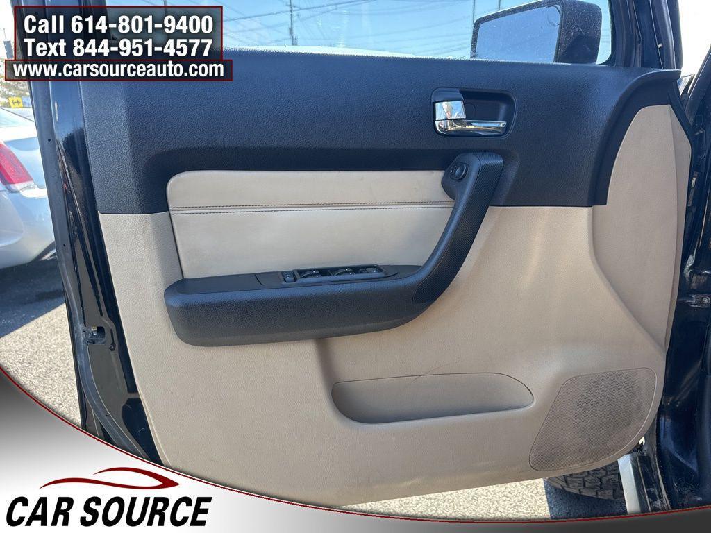 used 2006 Hummer H3 car, priced at $6,995