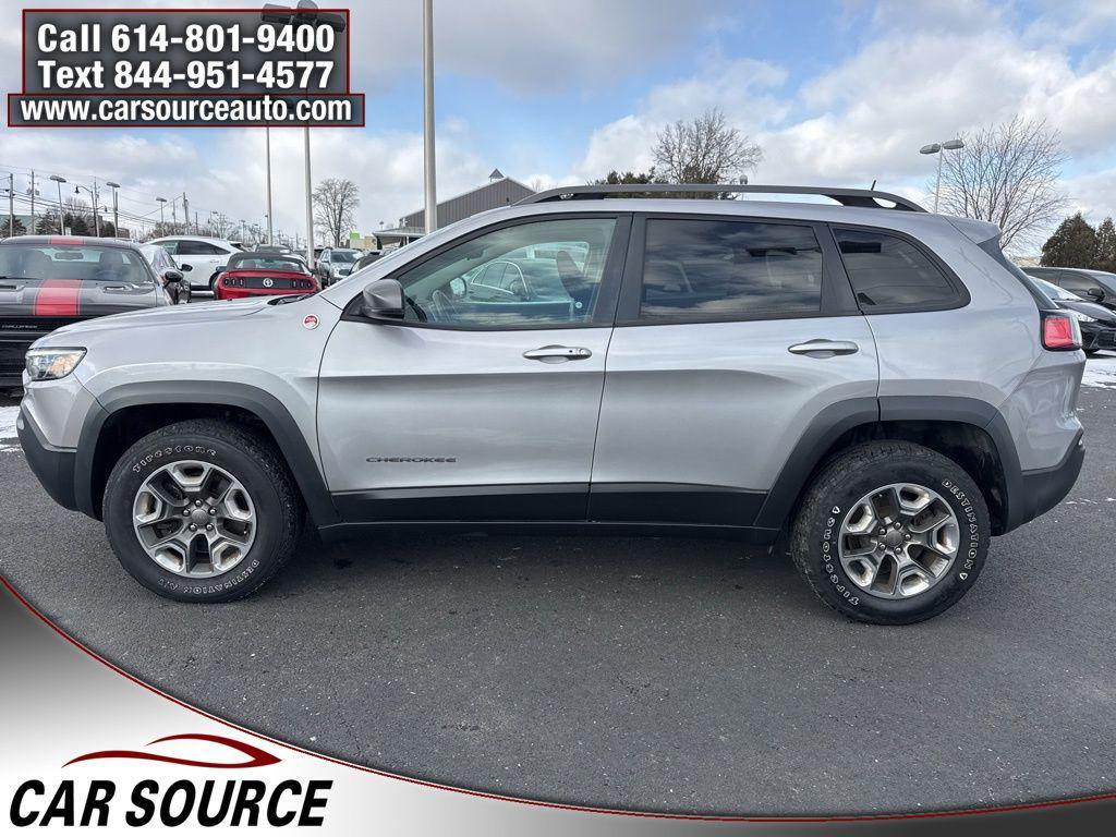 used 2019 Jeep Cherokee car, priced at $15,950