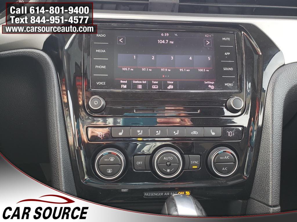 used 2022 Volkswagen Passat car, priced at $12,450