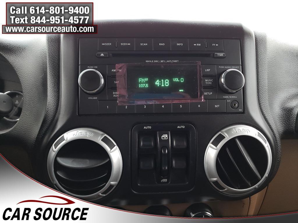 used 2015 Jeep Wrangler Unlimited car, priced at $13,450