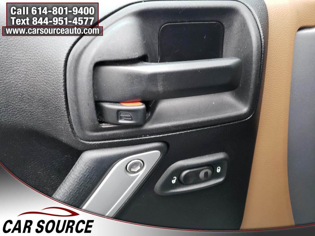 used 2015 Jeep Wrangler Unlimited car, priced at $13,450