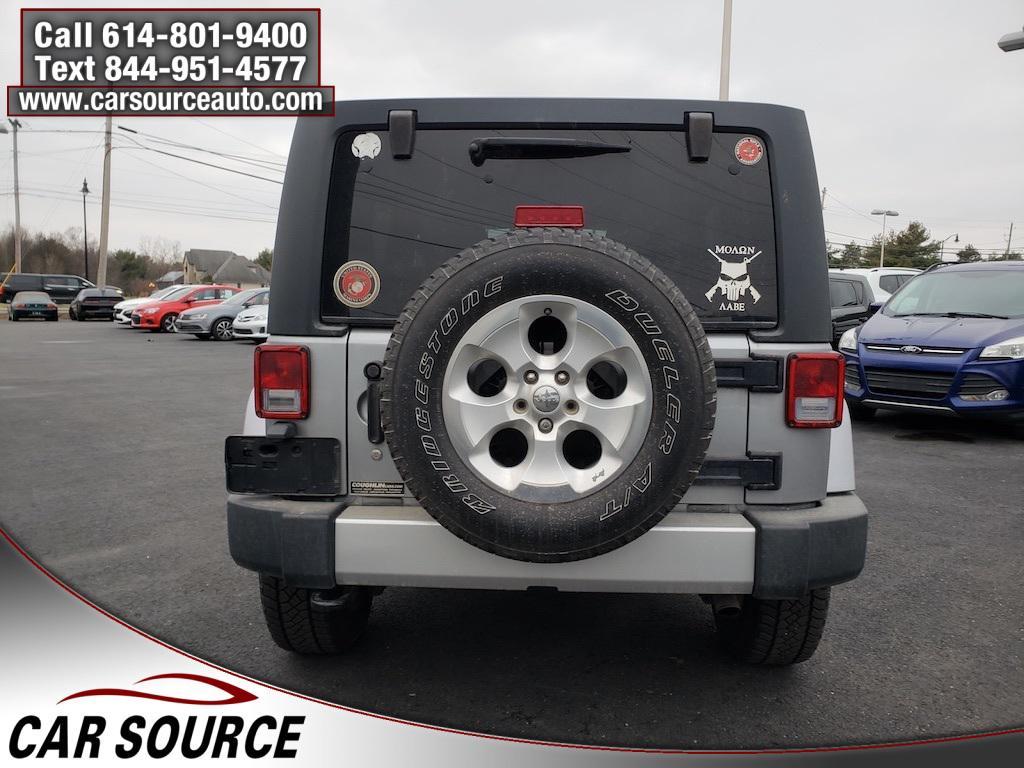 used 2015 Jeep Wrangler Unlimited car, priced at $13,450