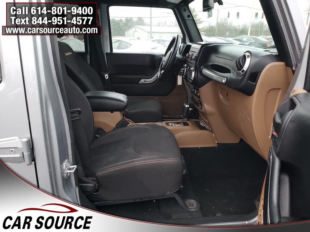 used 2015 Jeep Wrangler Unlimited car, priced at $13,450