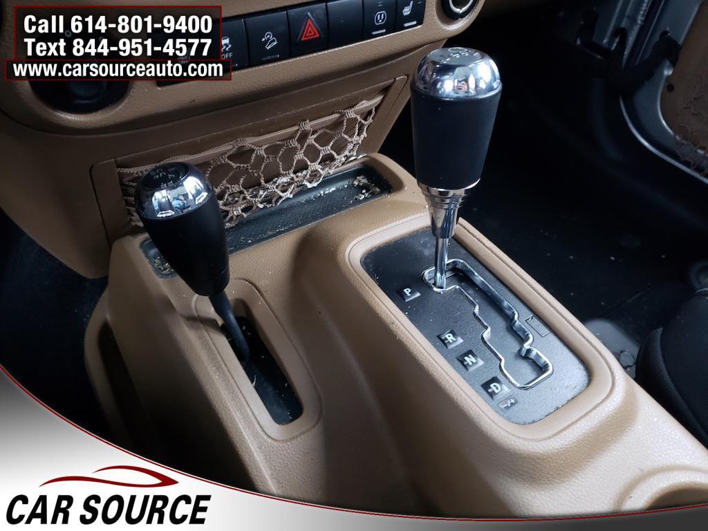 used 2015 Jeep Wrangler Unlimited car, priced at $13,450