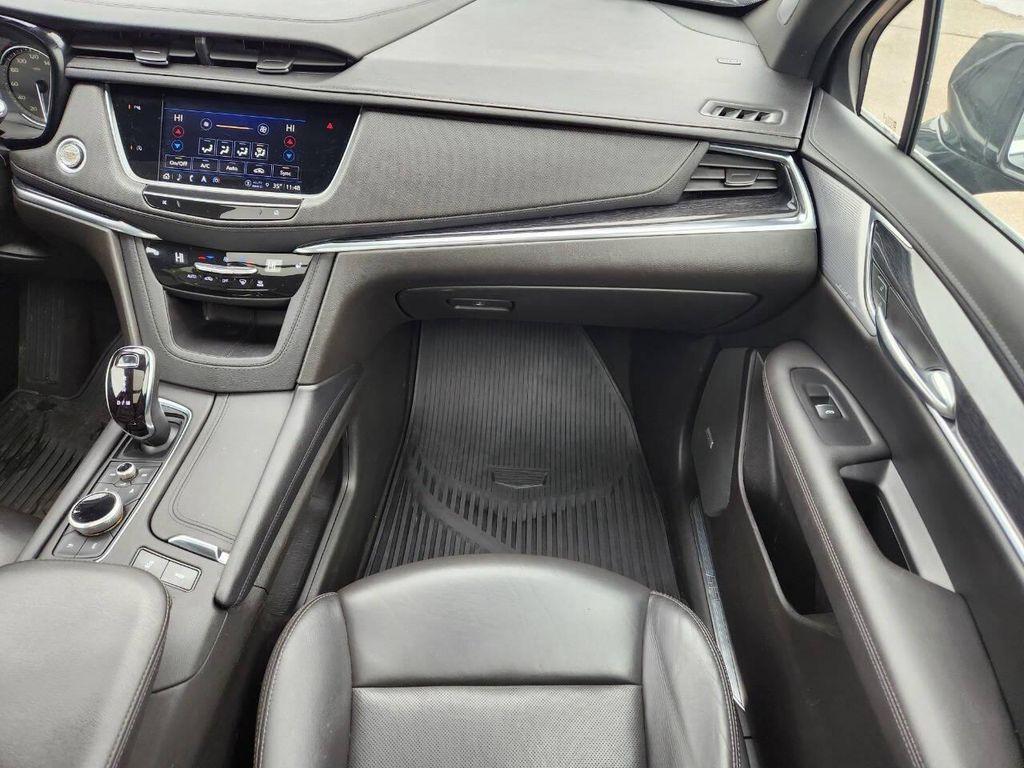 used 2023 Cadillac XT5 car, priced at $25,974
