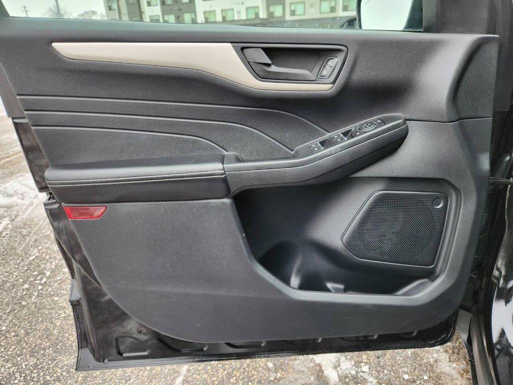 used 2022 Ford Escape car, priced at $13,492