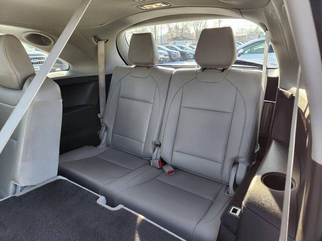 used 2018 Acura MDX car, priced at $19,985