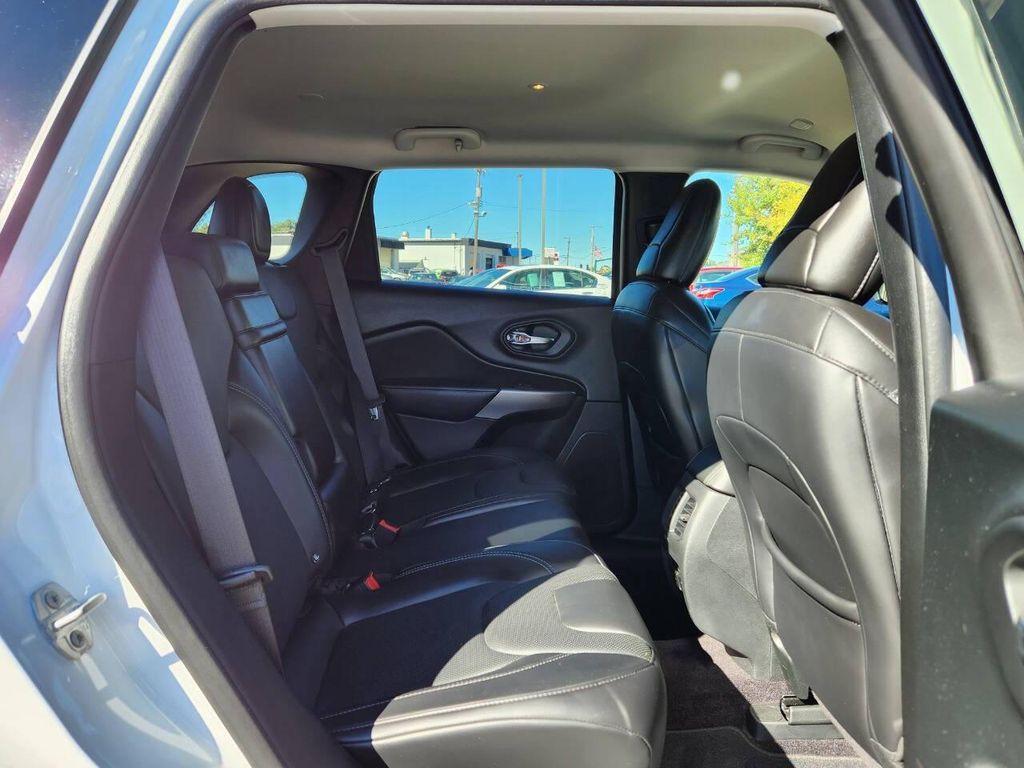 used 2019 Jeep Cherokee car, priced at $16,995