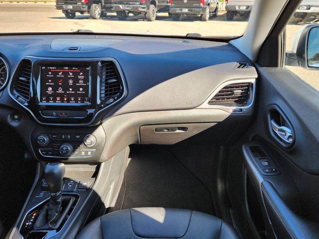 used 2019 Jeep Cherokee car, priced at $16,995