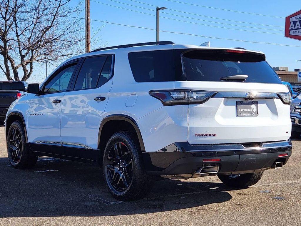 used 2021 Chevrolet Traverse car, priced at $21,974