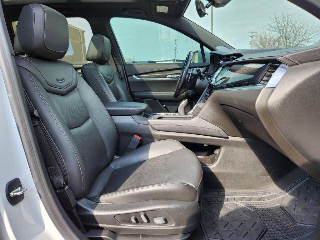 used 2020 Cadillac XT6 car, priced at $21,974