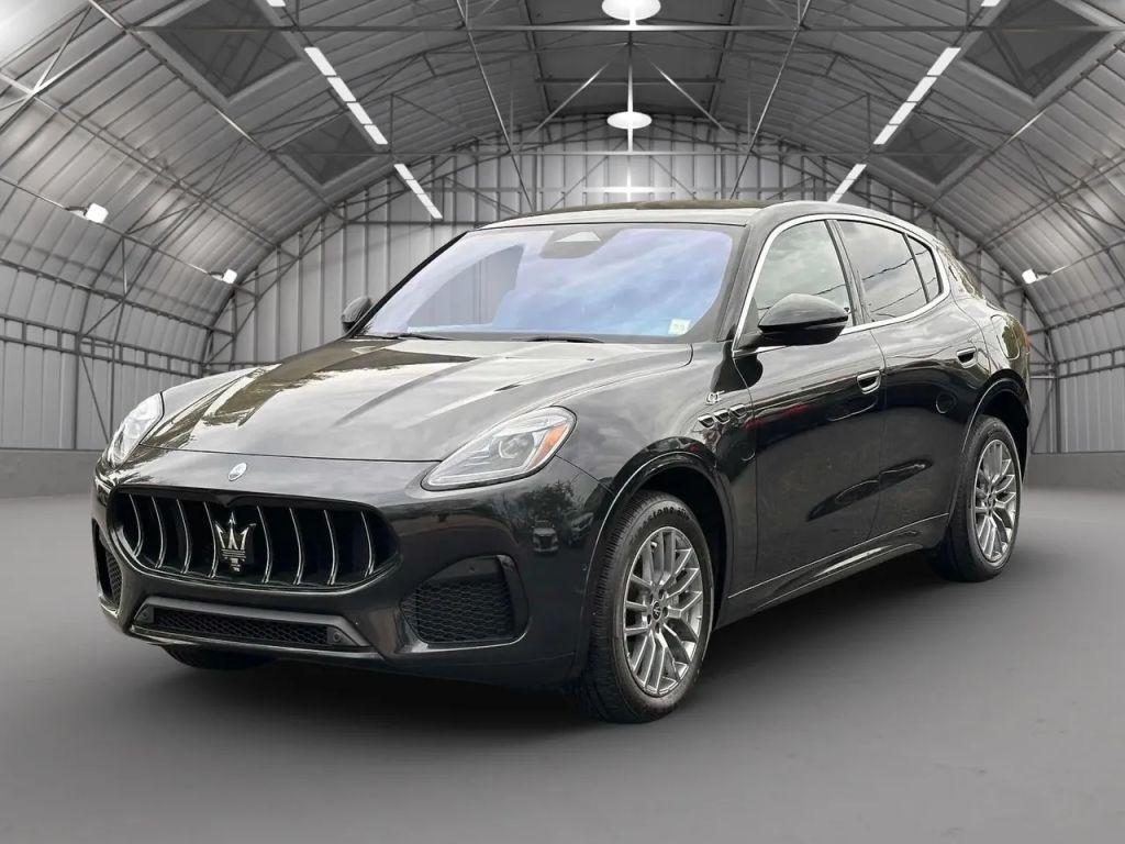 used 2024 Maserati Grecale car, priced at $29,990
