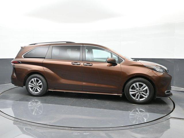 used 2022 Toyota Sienna car, priced at $37,173