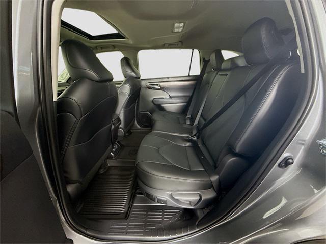new 2026 Toyota Highlander car, priced at $52,805