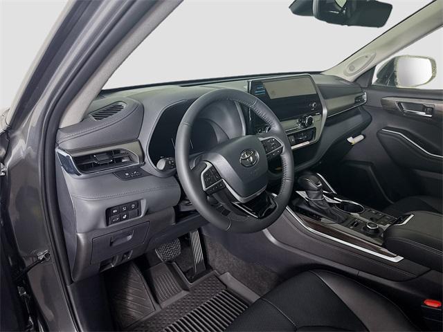 new 2026 Toyota Highlander car, priced at $52,805