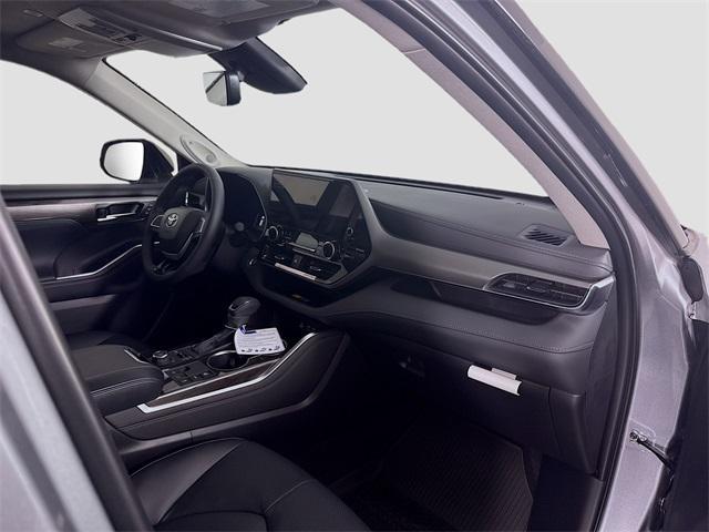 new 2026 Toyota Highlander car, priced at $52,805