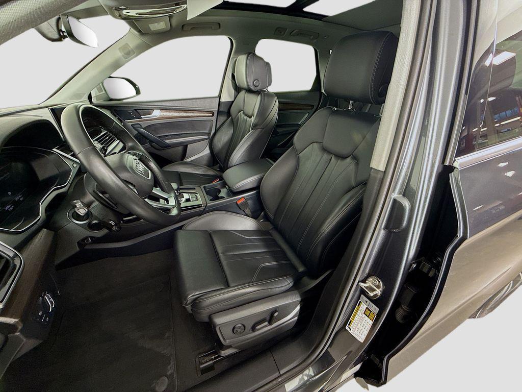used 2024 Audi Q5 car, priced at $28,800