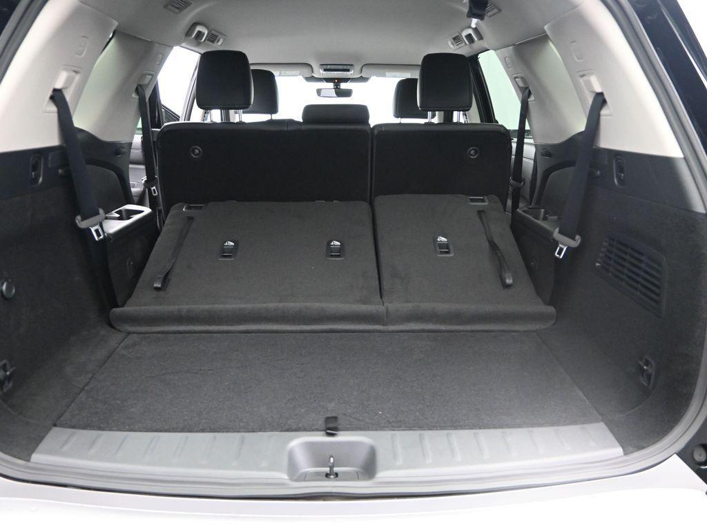 new 2025 Nissan Pathfinder car, priced at $37,868