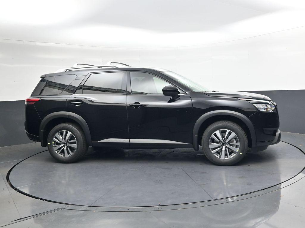 new 2025 Nissan Pathfinder car, priced at $37,868