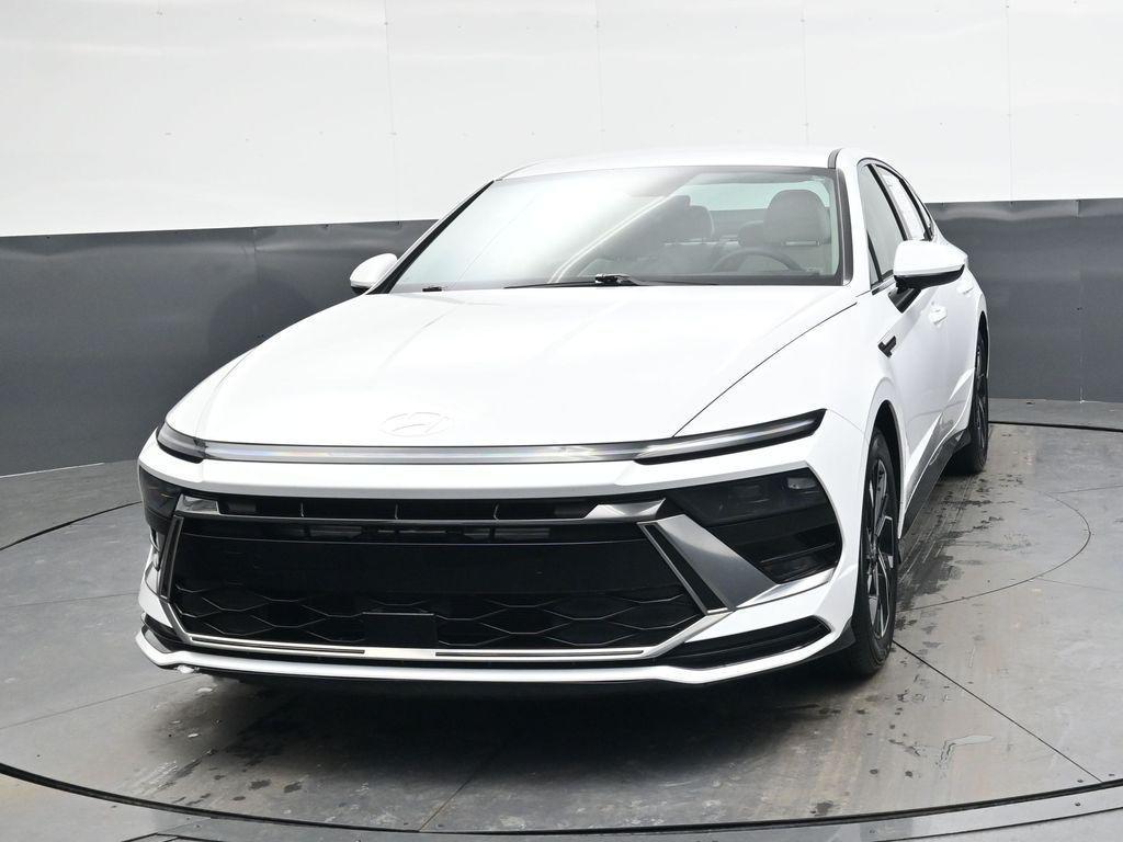 used 2025 Hyundai Sonata car, priced at $22,250