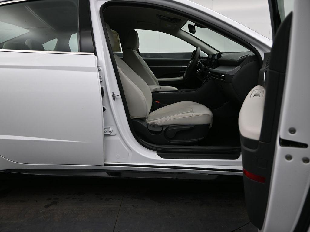 used 2025 Hyundai Sonata car, priced at $22,250