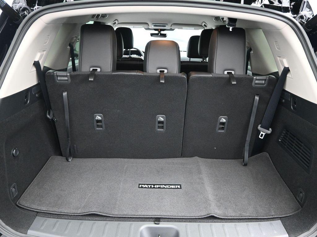 new 2026 Nissan Pathfinder car, priced at $40,224