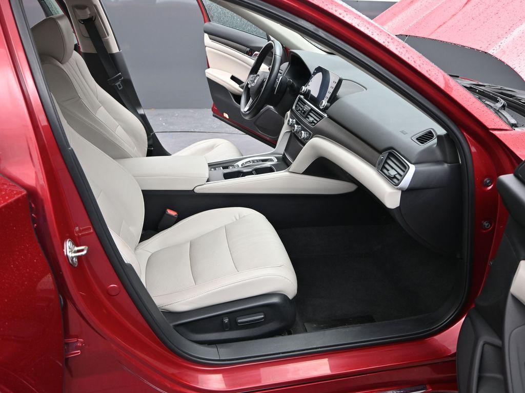 used 2018 Honda Accord Hybrid car, priced at $15,650