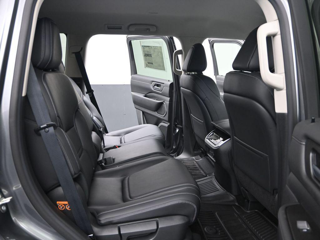 new 2026 Nissan Armada car, priced at $65,015