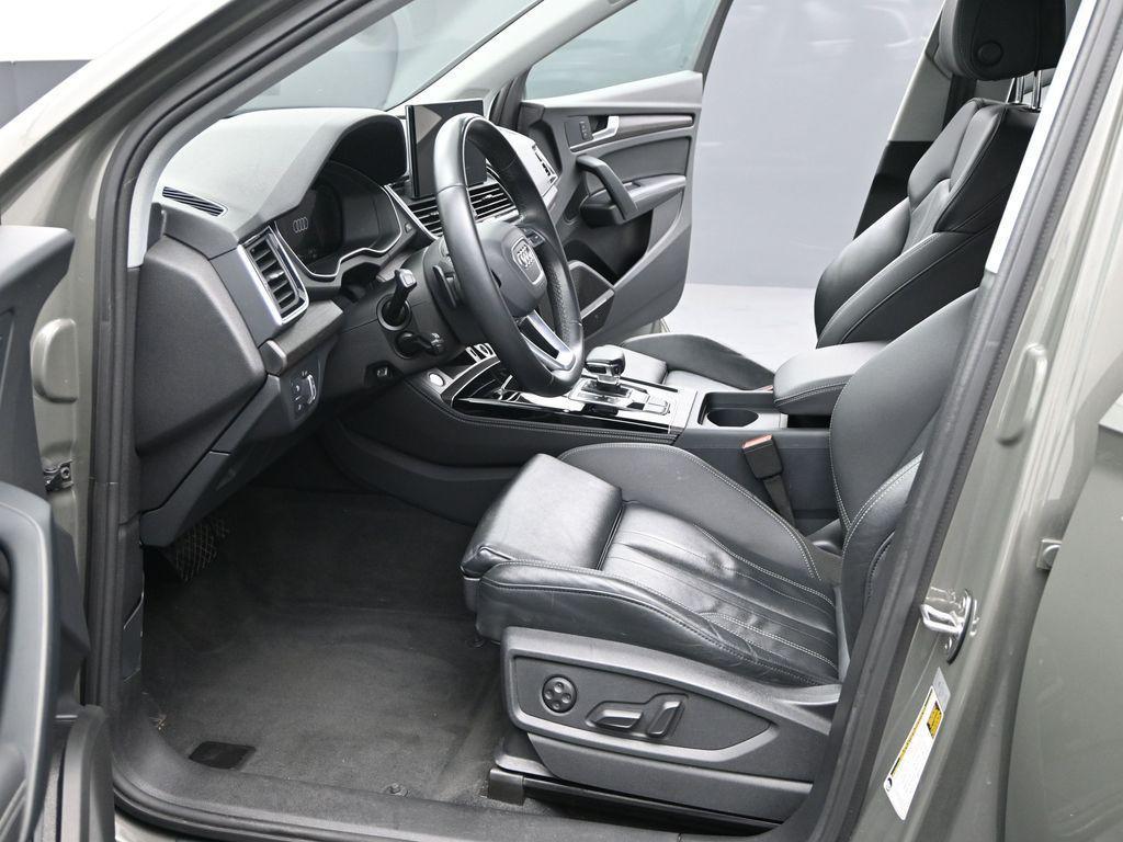 used 2024 Audi Q5 car, priced at $29,250