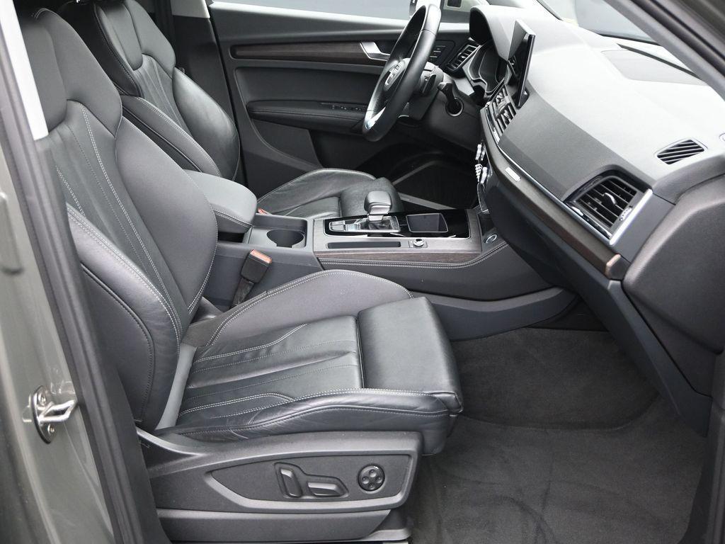 used 2024 Audi Q5 car, priced at $29,250