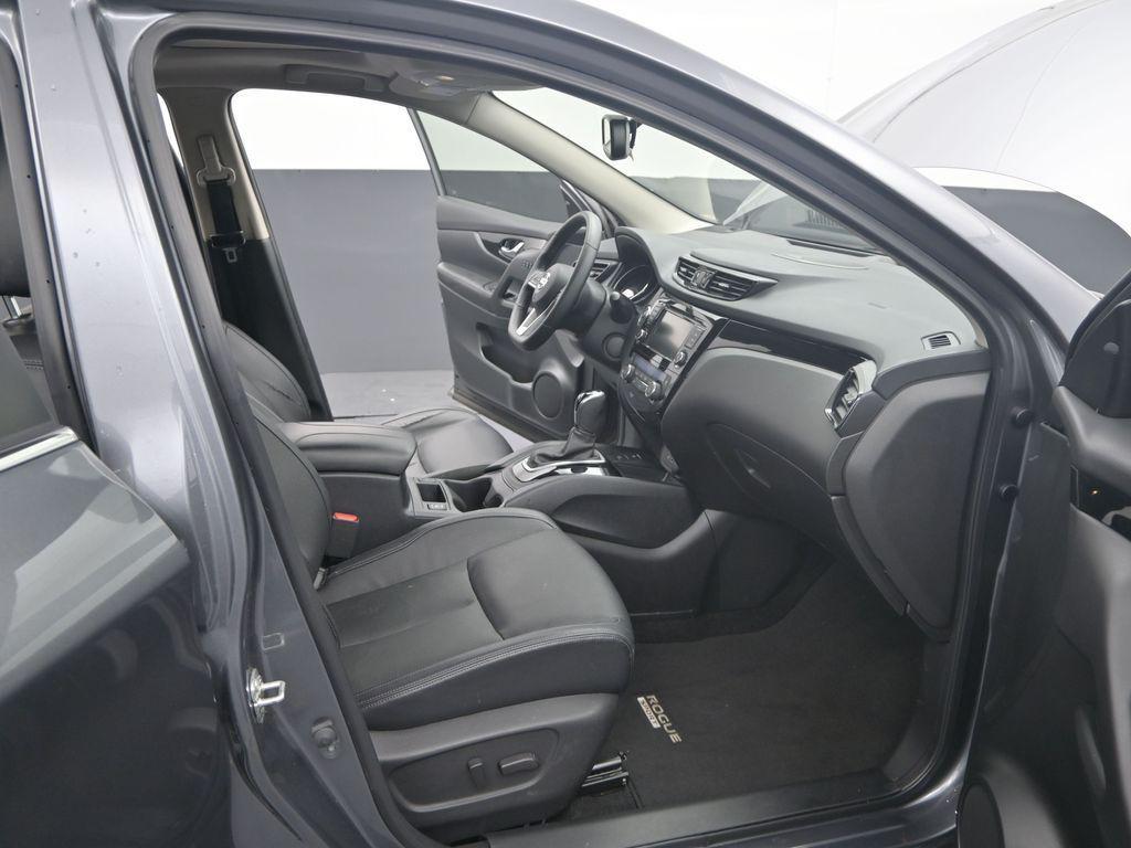 used 2022 Nissan Rogue Sport car, priced at $20,250