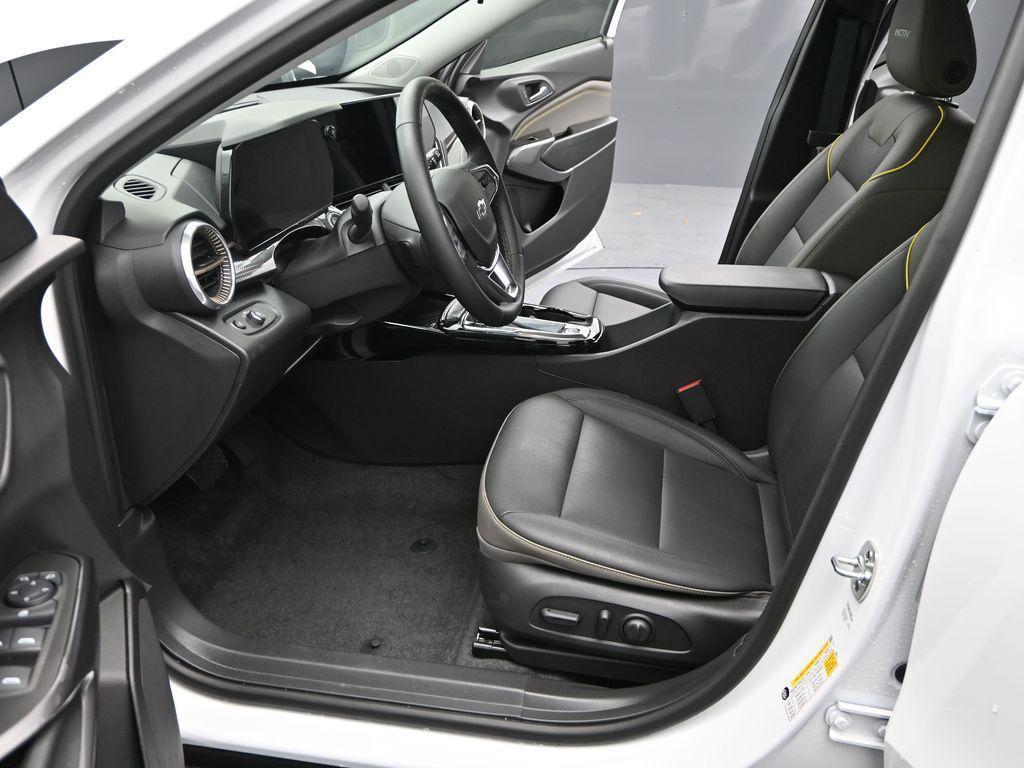 used 2025 Chevrolet Trax car, priced at $23,500