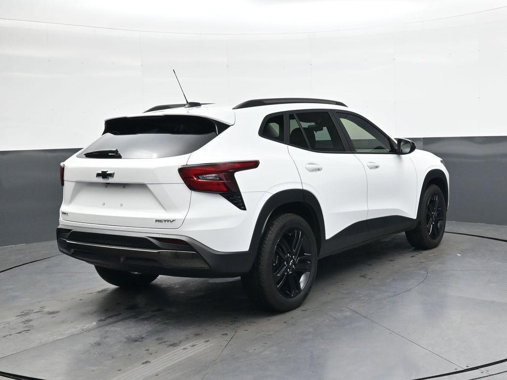 used 2025 Chevrolet Trax car, priced at $23,500