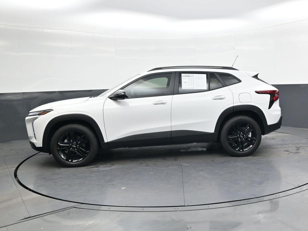 used 2025 Chevrolet Trax car, priced at $23,500