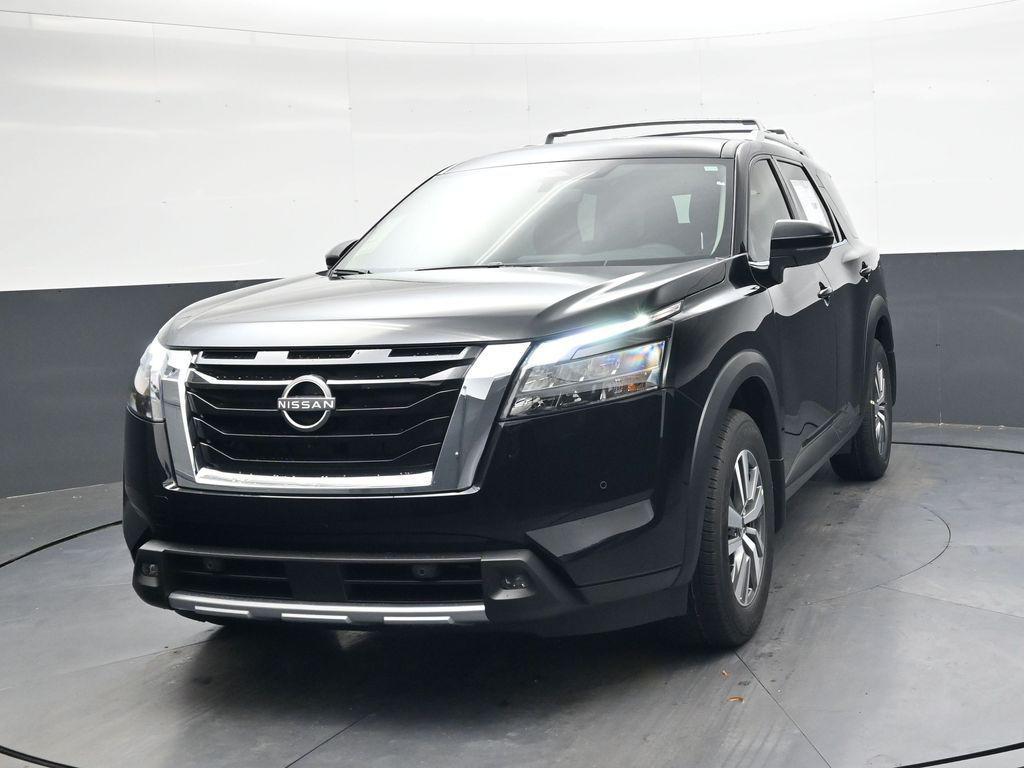 new 2025 Nissan Pathfinder car, priced at $35,541